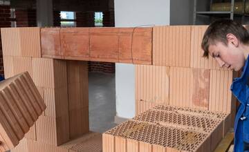 FOTO: V SOŠ Považská Bystrica zmodernizovali odborné dielne