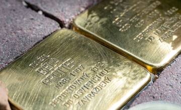 FOTO: Osadenie kameňov zmiznutých v Novom Meste nad Váhom