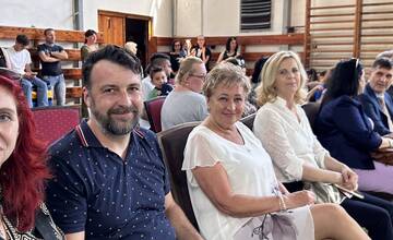 FOTO: V Handlovej otvorili nové komunitné centrum na podporu a zlepšenie životných podmienok rómskych obyvateľov