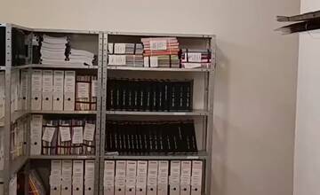 FOTO: hasiči zlikvidovali hniezdo