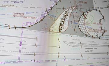 FOTO:  Vodiči obrňte sa trpezlivosťou, v meste to bude na dlhé čakanie