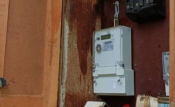 FOTO: Hasiči z Nitrianskeho Pravna vyrazili kvôli hmyzu do Malinovej