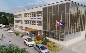 FOTO: Mestský úrad v Dubnici prejde rekonštrukciou