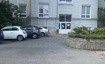 FOTO: Aktuálne vás urgentne ošetria v priestoroch geriatrie FNTN