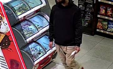 FOTO: Nepoznáte ich? Hľadá ich polícia 