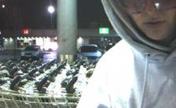 FOTO: Nepoznáte ich? Hľadá ich polícia 