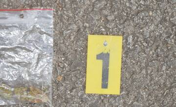 FOTO: Traja díleri z Nového Mesta si posedia pekne dlho