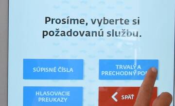 FOTO: Nový vyvolávací systém v Klientskom centre mestského úradu v Trenčíne