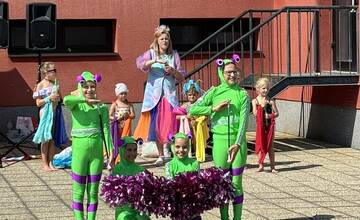 FOTO: Letné kúpalisko v Púchove je otvorené. Pribudli tri nové tobogány aj upravený bazén na tri časti