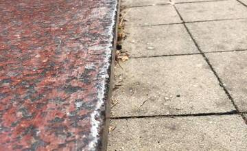 FOTO: Fontána v Novom Meste nad Váhom je opätovne spustená. Vyžadovala si rekonštrukciu