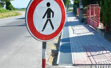 FOTO: Rekonštrukcia chodníkov v Dubnici nad Váhom