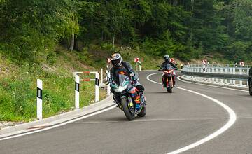 FOTO: Cesta, ktorá spája dva kraje a dva okresy je už otvorená