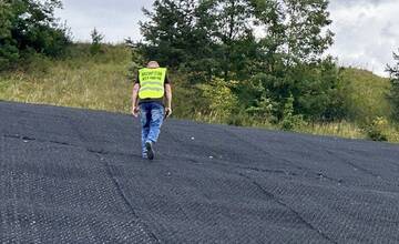 FOTO: Práce na obchodnom centre v Handlovej pokračujú. Čo už je hotové?