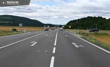 FOTO: Dôchodca na motorke spôsobil nehodu pod vplyvom alkoholu v obci Nitrica 