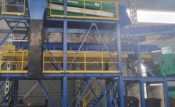 FOTO: V Partizánskom spustili novú triediacu linku na zmesový komunálny odpad