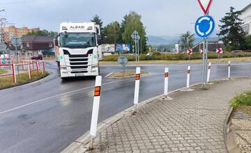 FOTO: Kruhový objazd v Ilave
