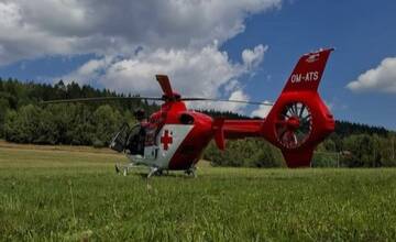 FOTO: Cyklistu musel po páde odviesť z Klokočova vrtuľník