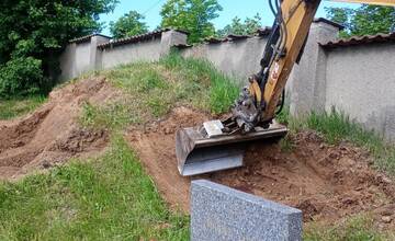 FOTO: Úpravy ilavských cintorínov