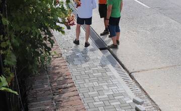 FOTO: Ulica Andreja Kmeťa dostala nový vzhľad 