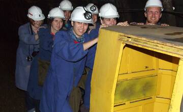 FOTO: Koniec obľúbenej atrakcii na hornej Nitre. Banská skanzen pri Prievidzi definitívne zatvorili