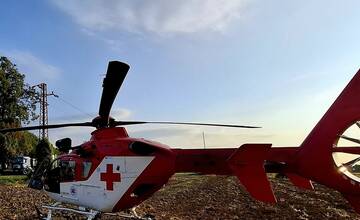 FOTO: Žena po čelnom náraze utrpela zranenia dolných končatín