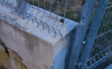 FOTO: Na sídlisku Dubnička vyčíňali vandali