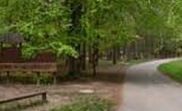 FOTO: Trenčín pripravuje zmeny parkovania na Brezine