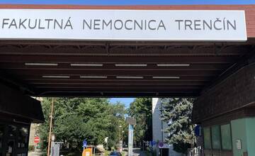 FOTO: LOZ chce odvolať riaditeľa nemocnice v Trenčíne 