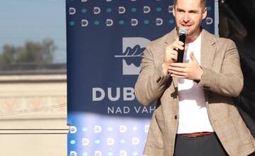 FOTO: Tancovanie na dubnickom námestí prinieslo celoslovenský rekord