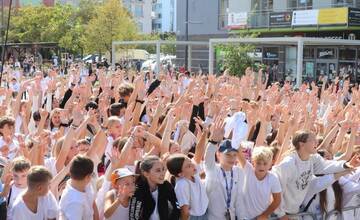 FOTO: Tancovanie na dubnickom námestí prinieslo celoslovenský rekord