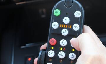 FOTO: Nové vozidlá mestskej polície v Dubnici