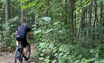 FOTO: Mesto začalo s výstavbou XC okruhu na Brezine