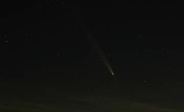 FOTO: Kométa láka amatérskych fotografov, vesmírny úkaz bude dnes najjasnejší 