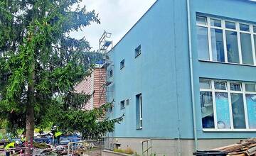 FOTO: Považská Bystrica pokračuje v rekonštrukcii plavárne. Hotová by mala byť do Vianoc