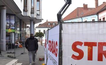 FOTO: Rekonštrukcia v centre Trenčína pokračuje