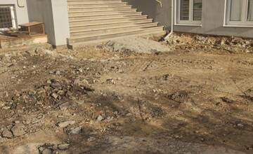 FOTO: Rekonštrukcia Hviezdoslavovej ulice v Ilave