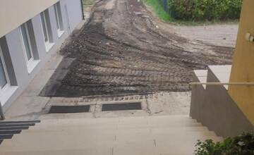 FOTO: Rekonštrukcia Hviezdoslavovej ulice v Ilave