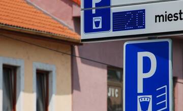 FOTO: Symboly socializmu sa ešte občas v Trenčíne dajú nájsť 