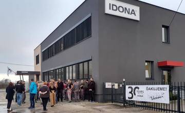 FOTO: Bánovská nábytkárska firma získala titul rodinná firma roka 2024