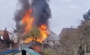 FOTO: Požiar domu vo Veľkých Bieliciach