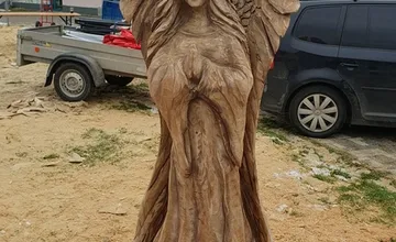 FOTO: Nový drevený betlehem obohatí Vianoce v Kanianke