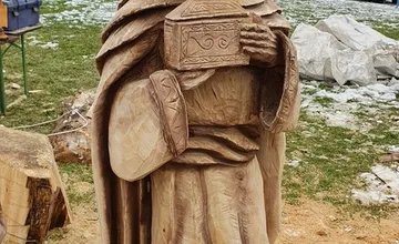 FOTO: Nový drevený betlehem obohatí Vianoce v Kanianke