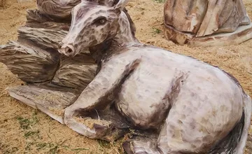 FOTO: Nový drevený betlehem obohatí Vianoce v Kanianke