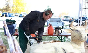 FOTO: Nový drevený betlehem obohatí Vianoce v Kanianke