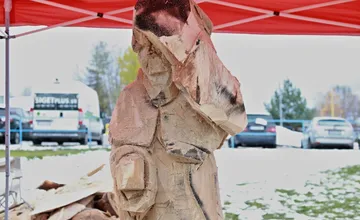 FOTO: Nový drevený betlehem obohatí Vianoce v Kanianke