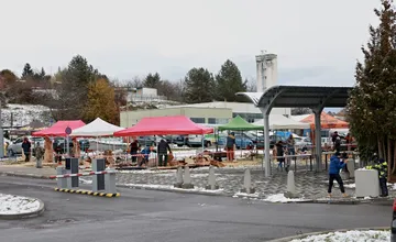 FOTO: Nový drevený betlehem obohatí Vianoce v Kanianke
