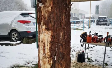 FOTO: Nový drevený betlehem obohatí Vianoce v Kanianke