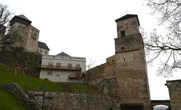 FOTO: Trenčiansky hrad prejde rozsiahlou rekonštrukciou, ktorá zmení jeho podobu