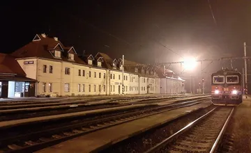 FOTO: Z Púchova budú opäť jazdiť spoje do Zlínskeho kraja