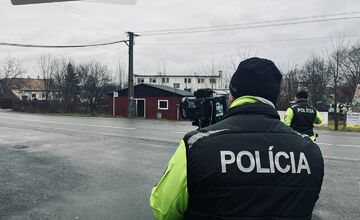 FOTO: Vodiči z Trenčianskeho kraja by mali jazdiť zodpovednejšie